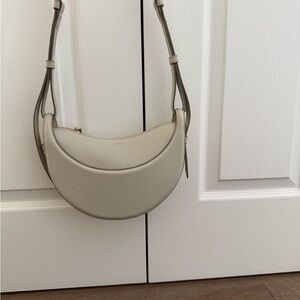 Polene numero dix in chalk